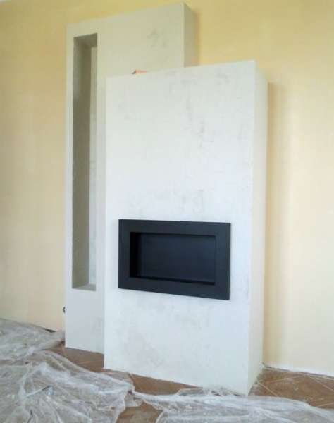 Zabudowa-z-regipsu-pod-ekokominek